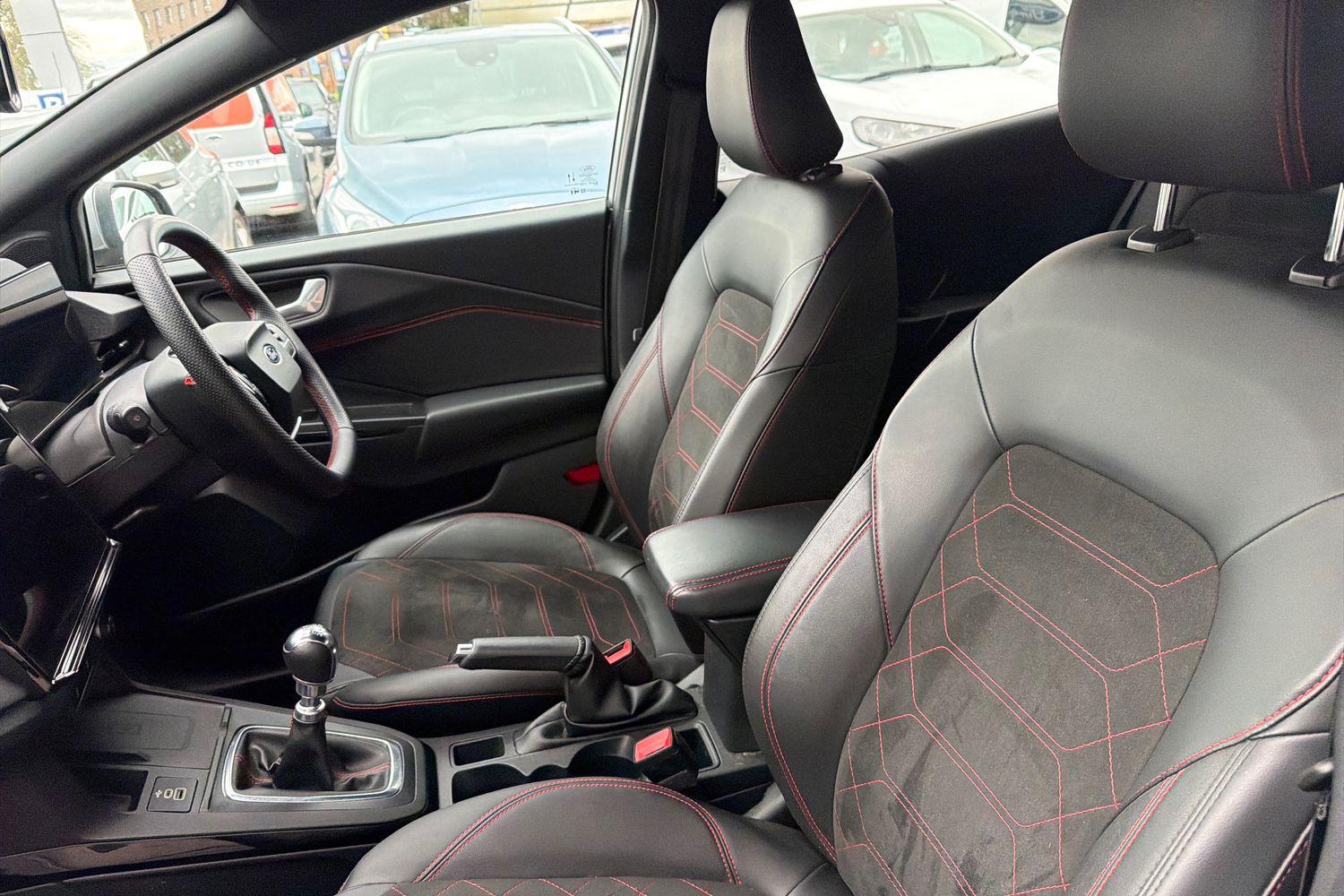 Ford PUMA Photo 18