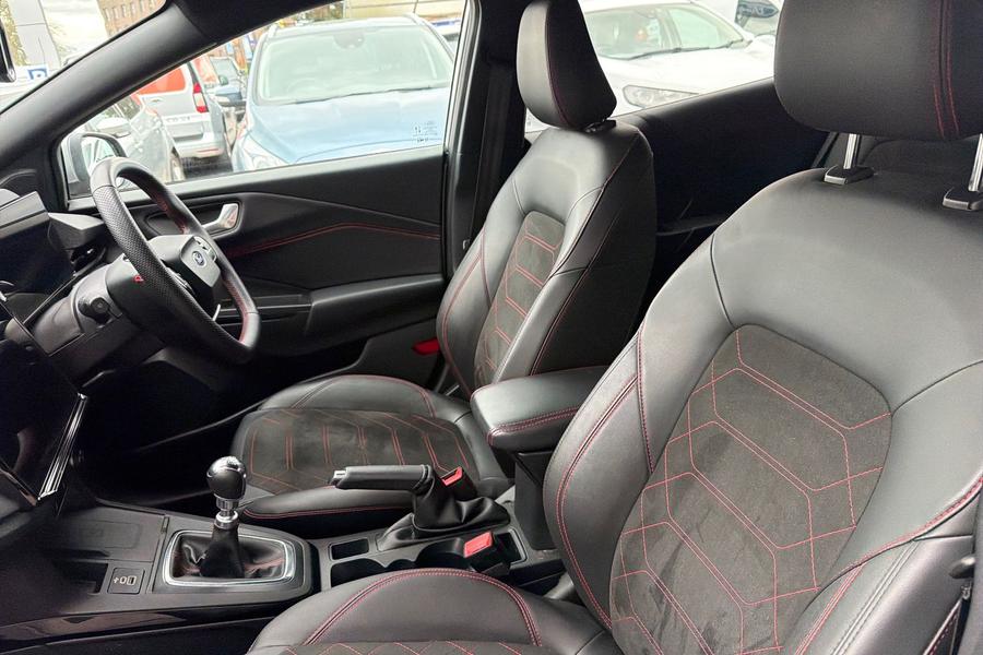 Ford PUMA Photo autoimg-f3b4facd02f06de1557890f17cc2c1d7bc9296ea.jpg