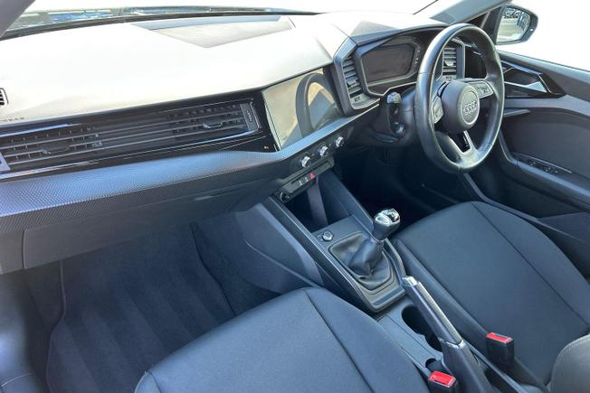 AUDI A1 Photo 2