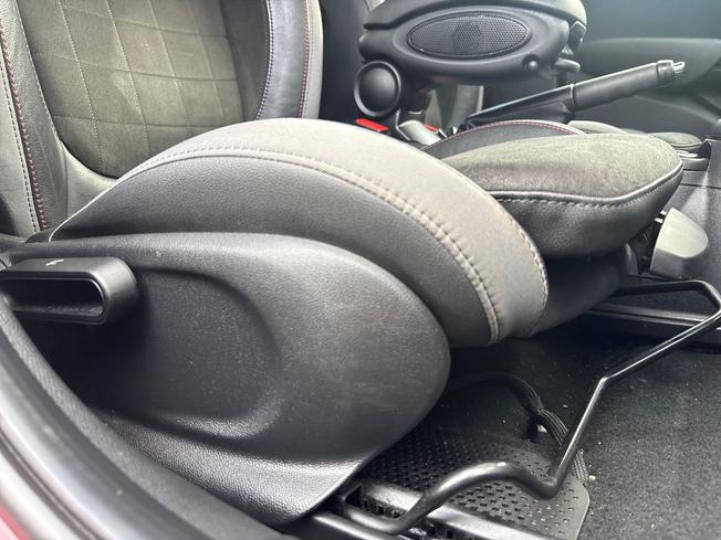 MINI Hatch Photo 47
