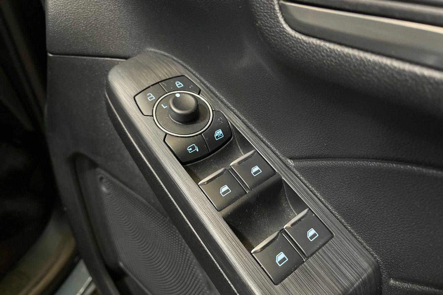 Ford KUGA Photo 15