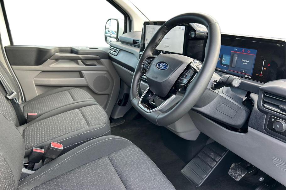 Used FORD TOURNEO CUSTOM HN75JZG 15