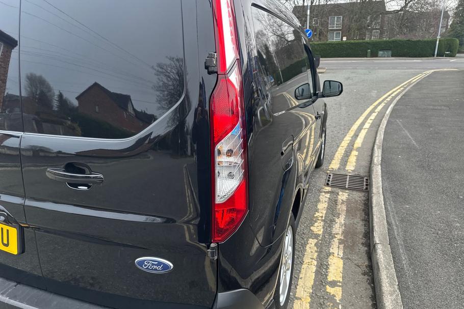 Used FORD TRANSIT CONNECT MX72VCU 26