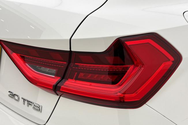 AUDI A1 Photo 18