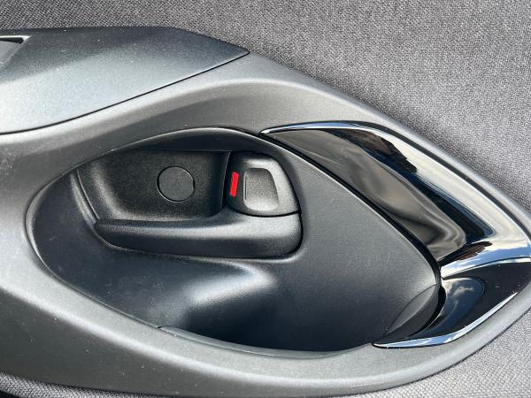 Toyota Yaris Photo autoimg-f3bbd5a8952fc63a666d17d880f20d40285ca31e.jpg
