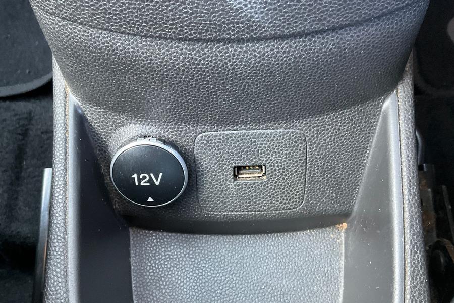 Ford Fiesta Photo autoimg-f3bce7da67b6278a85da0575eea98764a8eeea9d.jpg