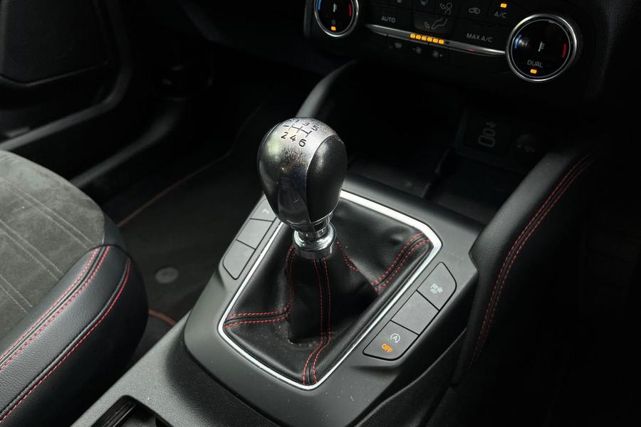 Ford Kuga Photo autoimg-f3c1cefb1962566bbb0cea4843b0ba8a283f02be.jpg