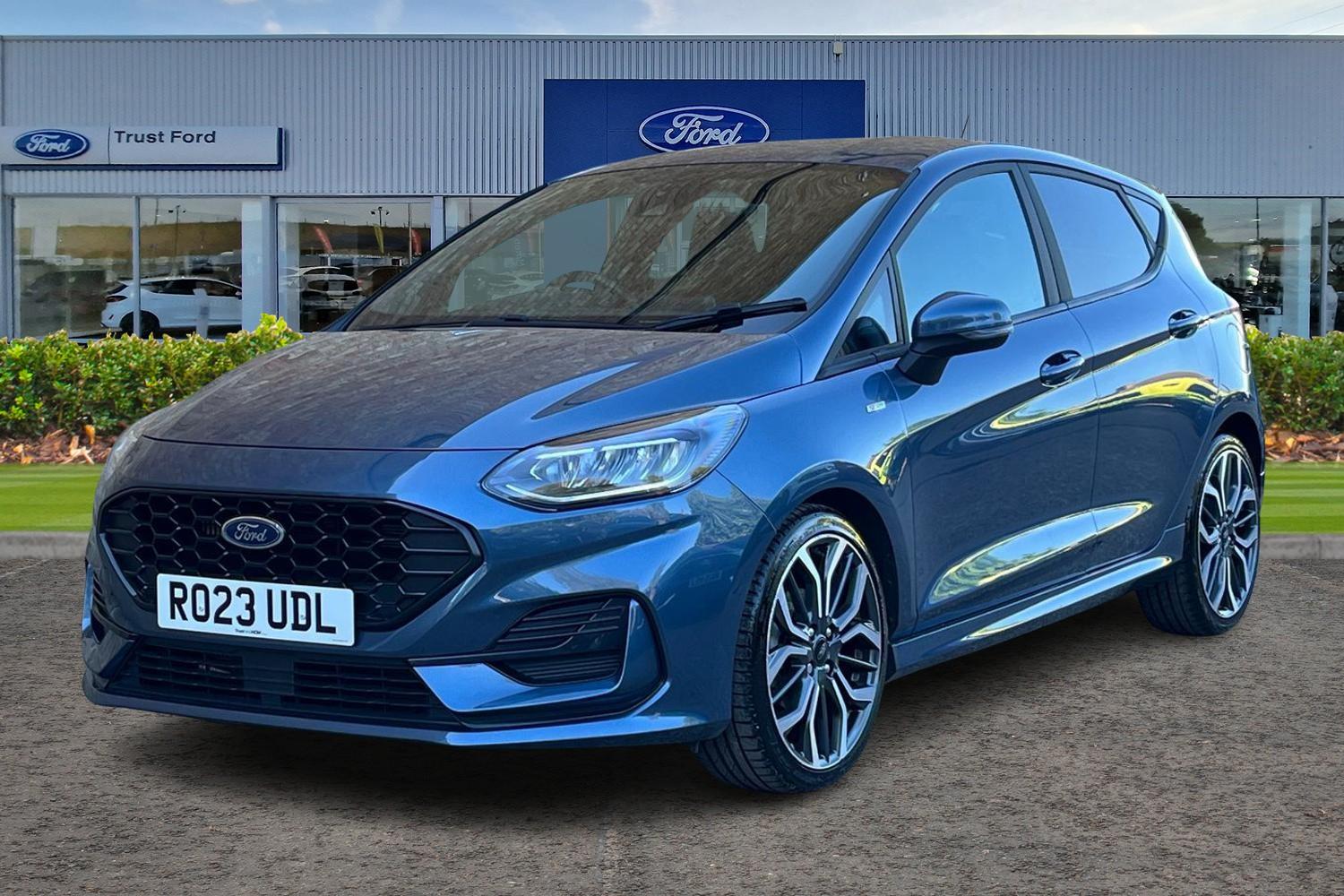 Ford FIESTA Photo 4