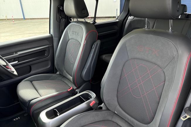 VOLKSWAGEN Id. Buzz Photo 42