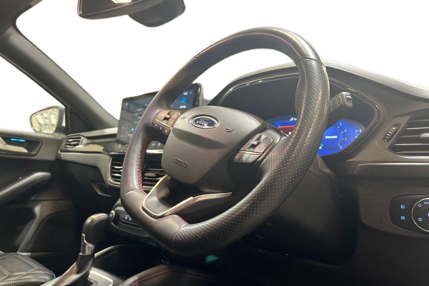 Ford FOCUS Photo 8
