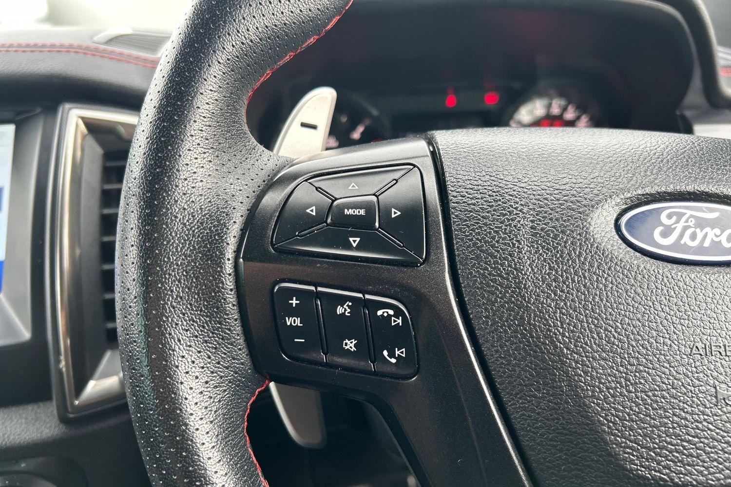 Ford RANGER Photo 37