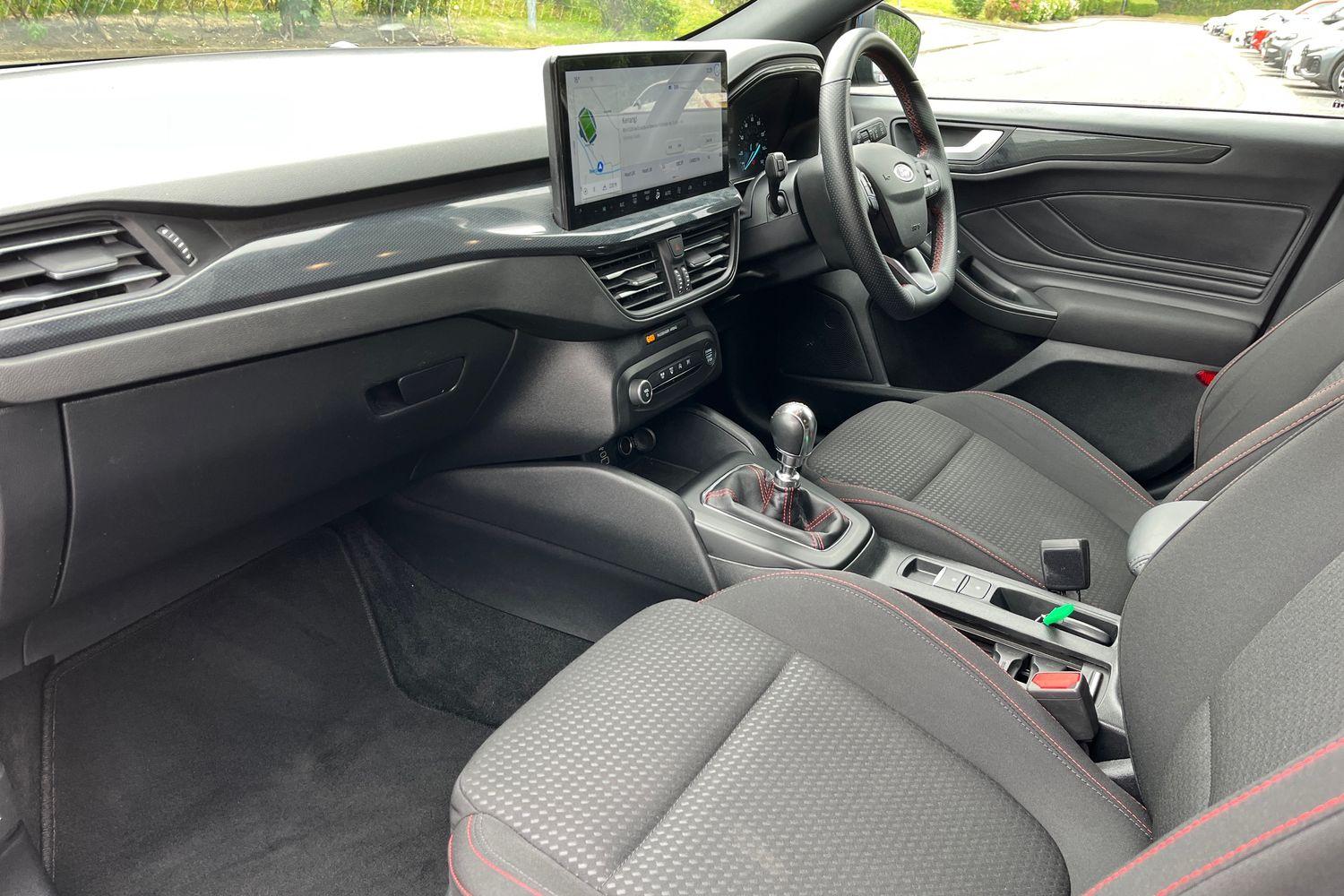Ford FOCUS Photo 17