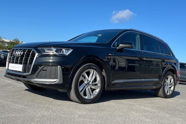 AUDI Q7 Photo 26