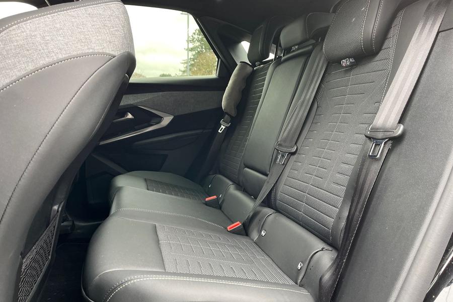 Peugeot 3008 Photo autoimg-f3d88672b2321493566161f77497db23ba5487a8.jpg