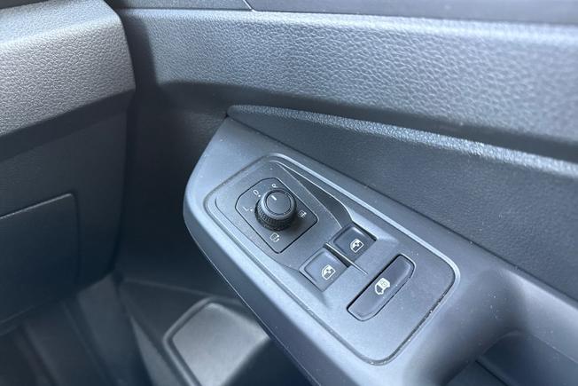 VOLKSWAGEN Caddy Photo 38