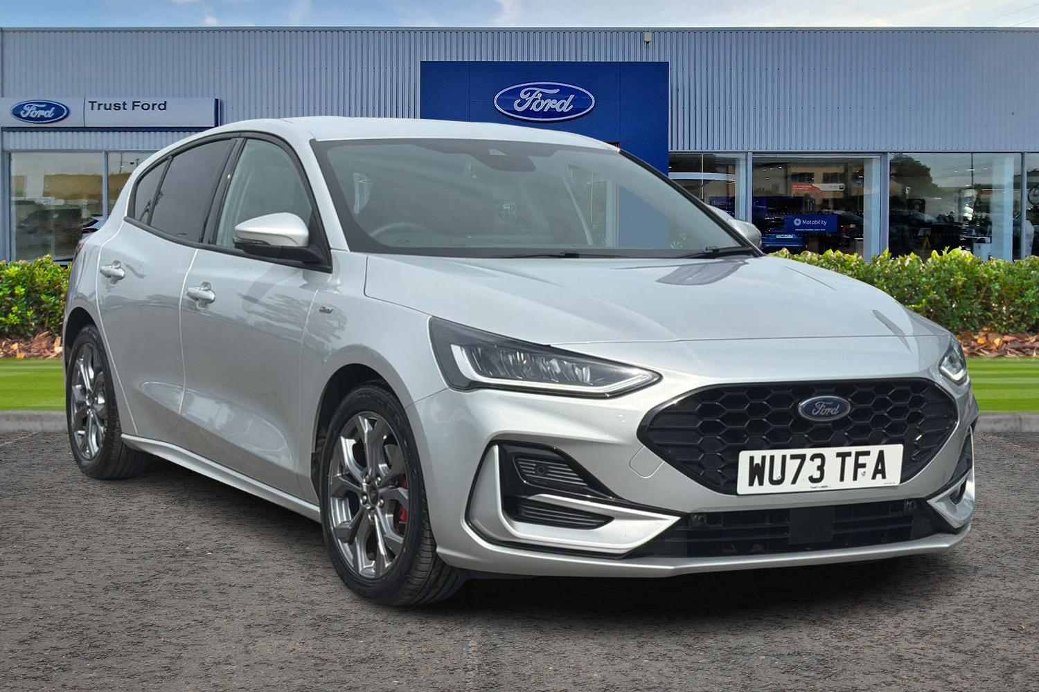 Ford FOCUS Photo 0