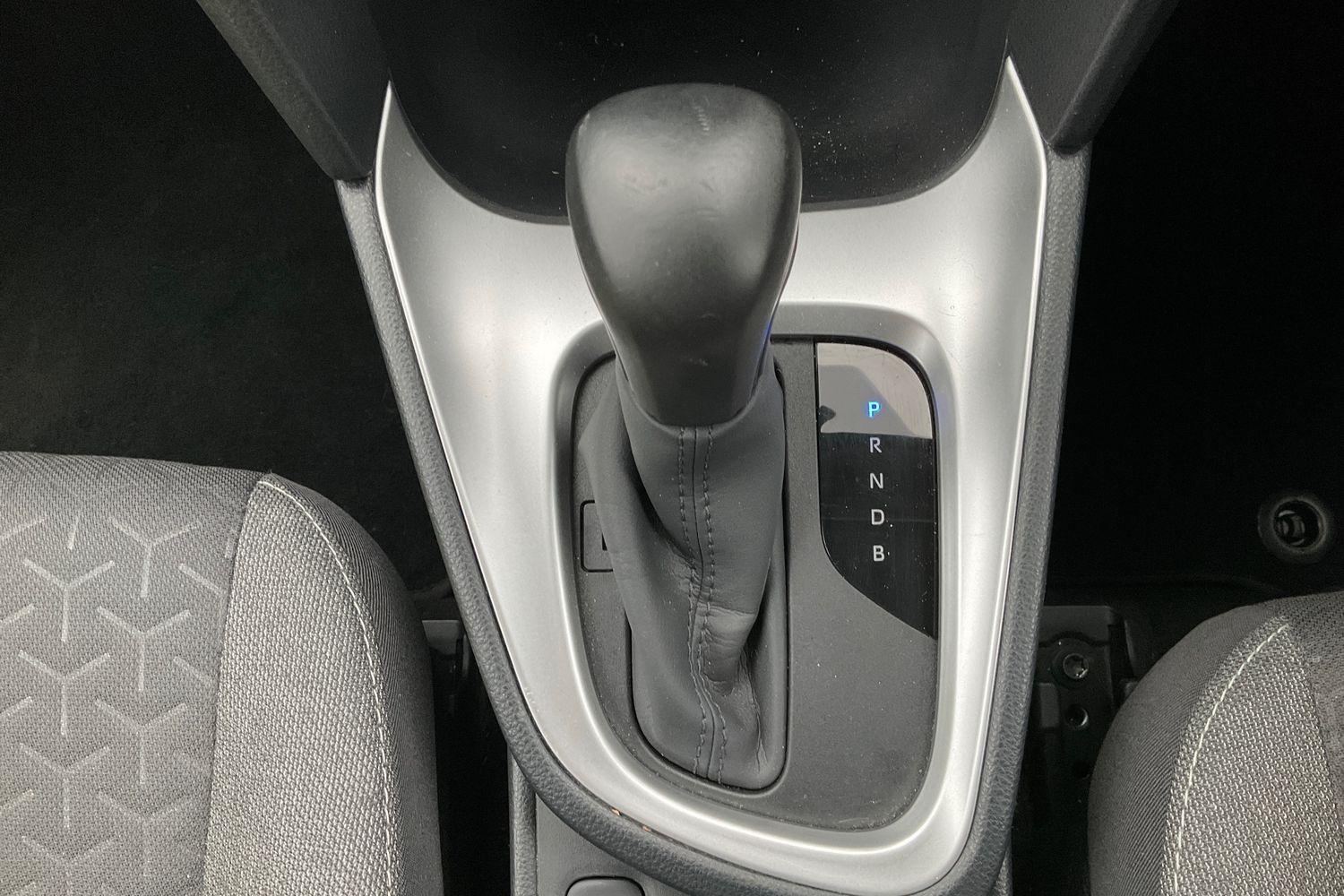 Toyota YARIS CROSS Photo 26