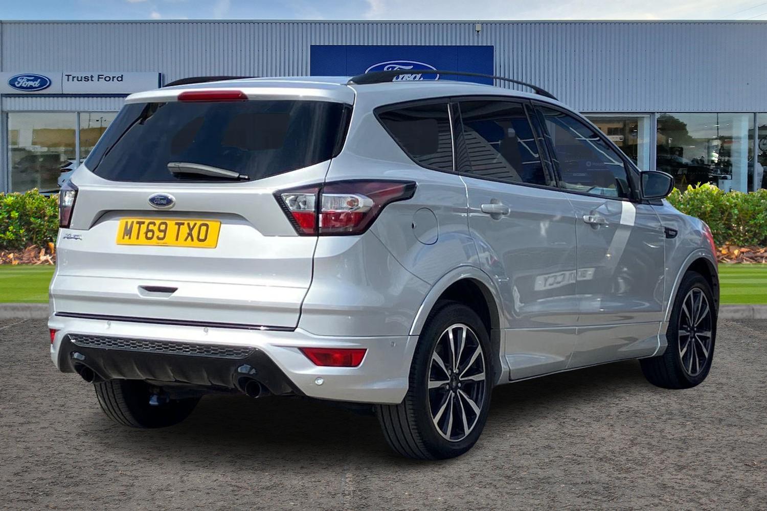 Ford KUGA Photo 3