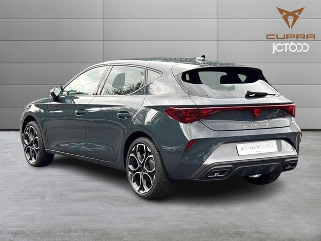 CUPRA Leon Photo 3