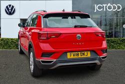 VOLKSWAGEN T-Roc Photo 3