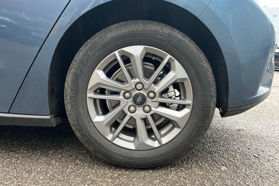 Ford FOCUS Photo autoimg-f3e4e489d7d4f984c651119790a24ef9da07b2e1.jpg