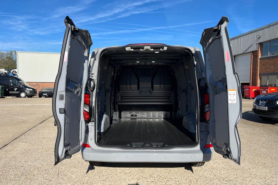 Ford TRANSIT CUSTOM Photo autoimg-f3e5a00a836f0b2c07e5bcf855fe375b47eb6626.jpg