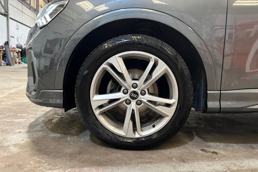 Audi Q3 Photo autoimg-f3e6f279fce5a81d1855f14b4a359d1ffd8981d8.jpg