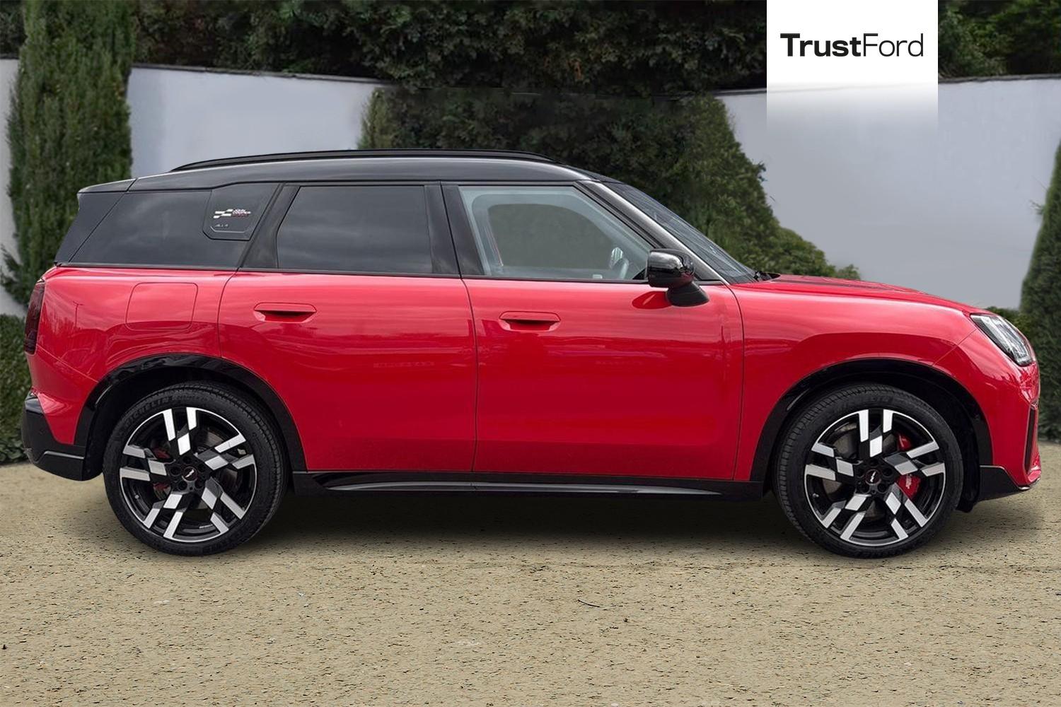 MINI Countryman Photo 2