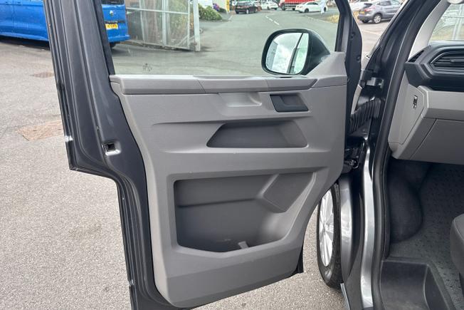 VOLKSWAGEN Transporter Photo 45