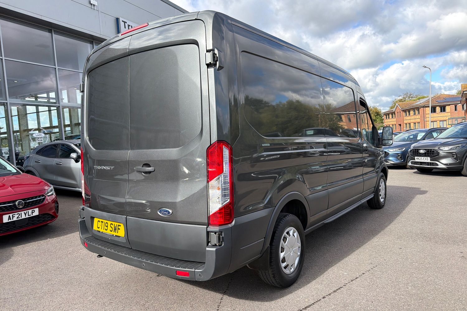 Ford Transit Photo 38