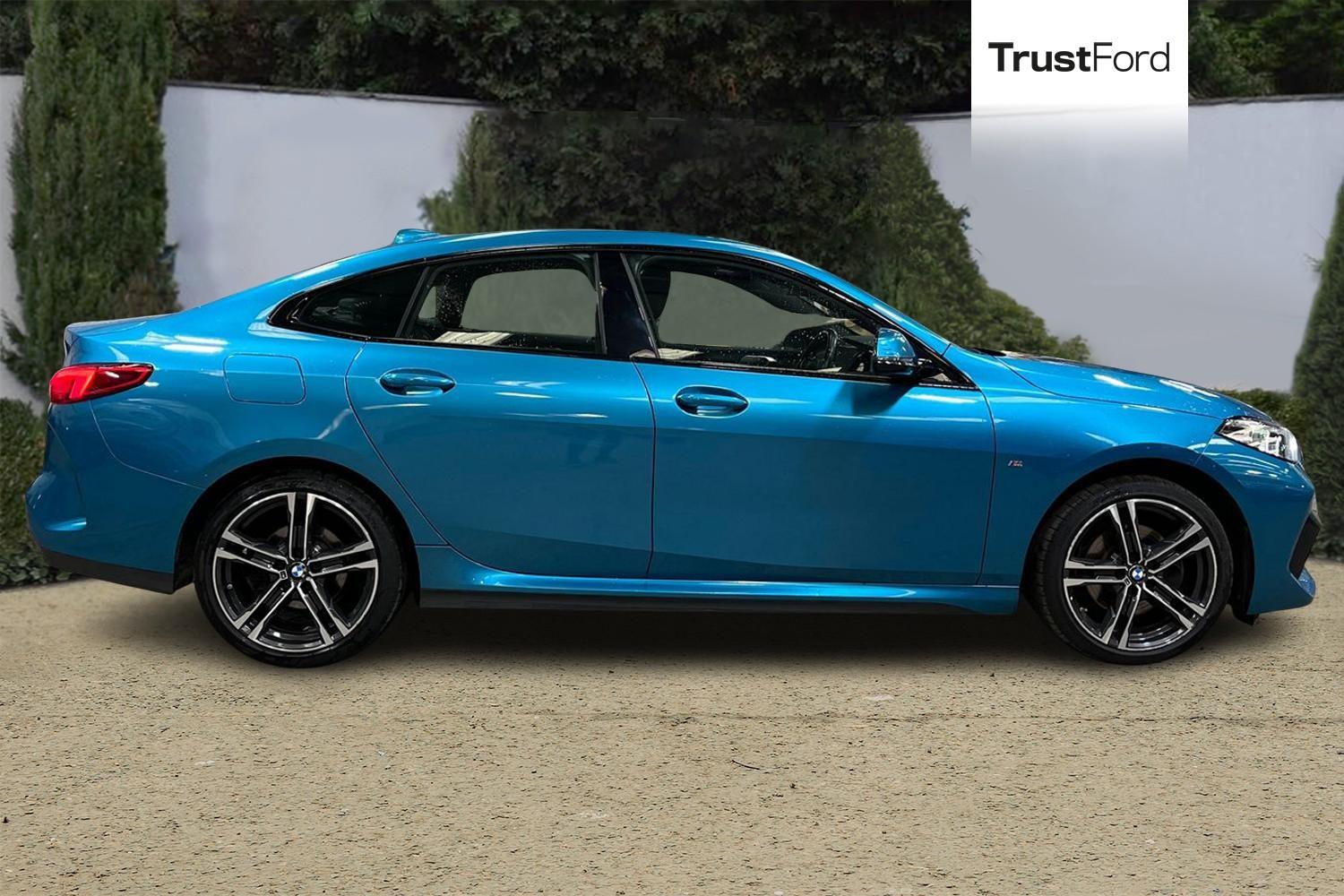 BMW 2 SERIES Photo 2