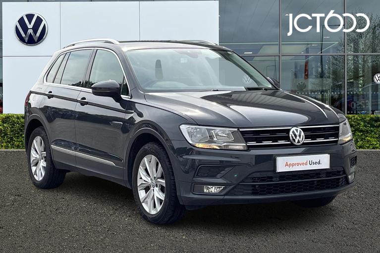 Used 2017 VOLKSWAGEN Tiguan 2.0 TDI SE Navigation SUV 5dr Diesel DSG 4Motion Euro 6 (s/s) (150 ps) Grey at JCT600