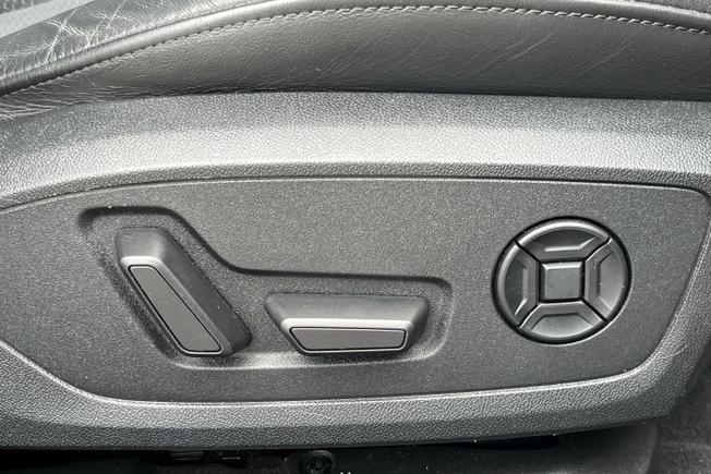 AUDI A6 Saloon Photo 28
