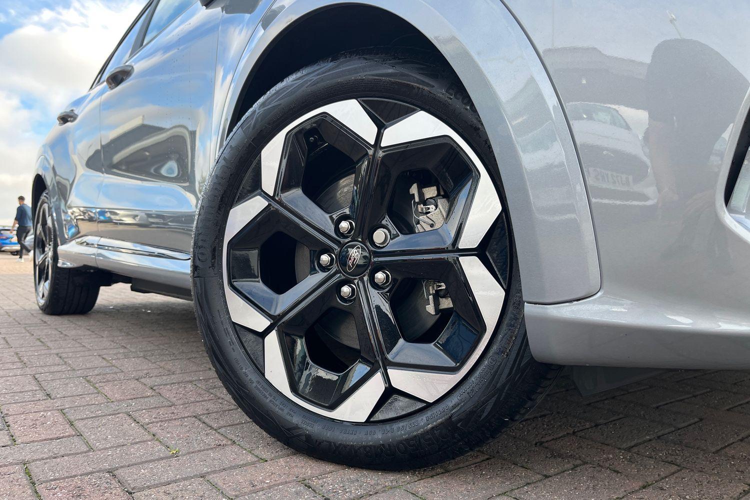 Ford Puma Gen-E Photo 7
