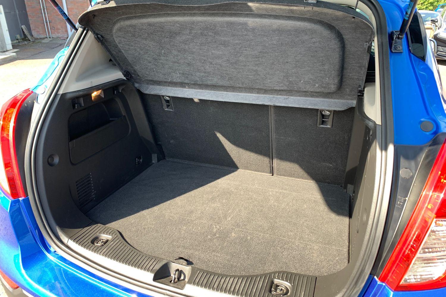2018 Vauxhall Mokka X 1.6 CDTi Active in Blue with 65K - vehicle photo 12 for sale on PureCar