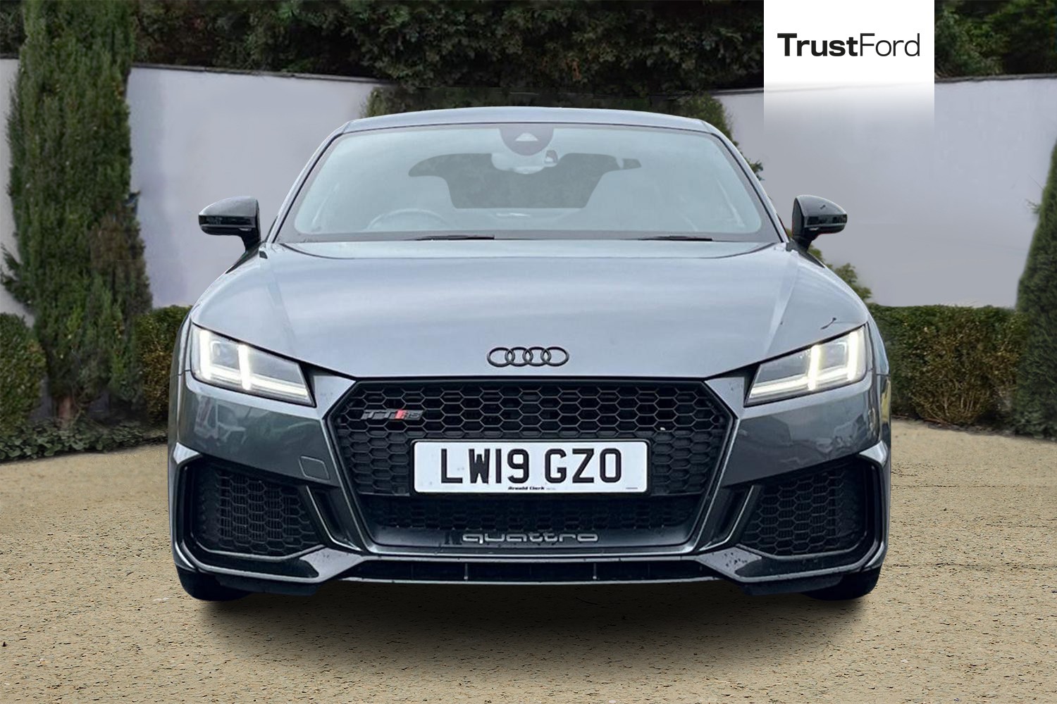 Audi TT Photo 5