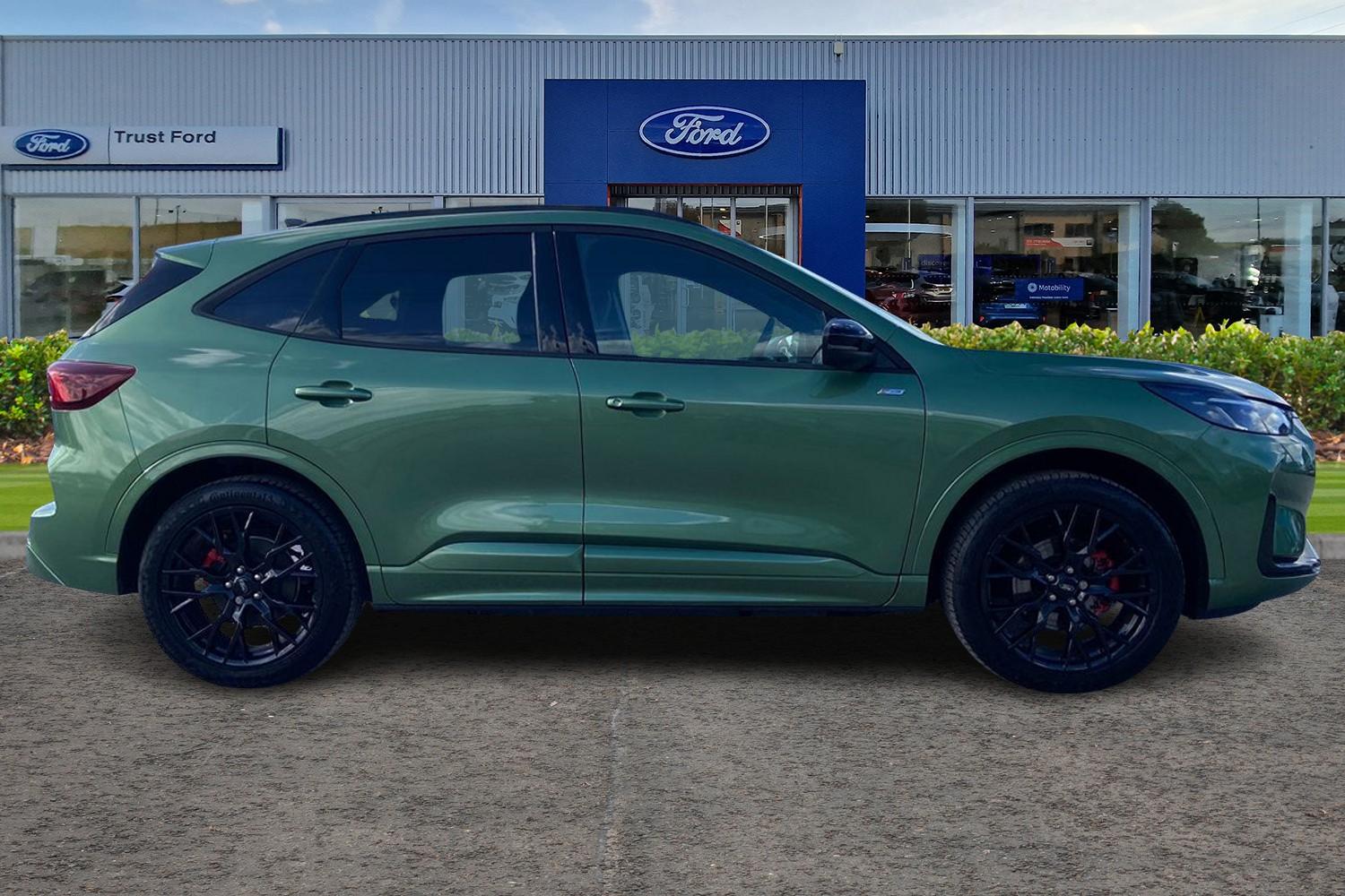 Ford KUGA Photo 2