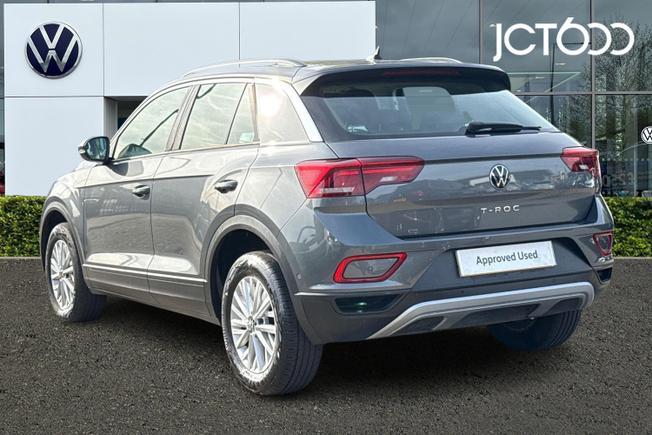 VOLKSWAGEN T-Roc Photo 3