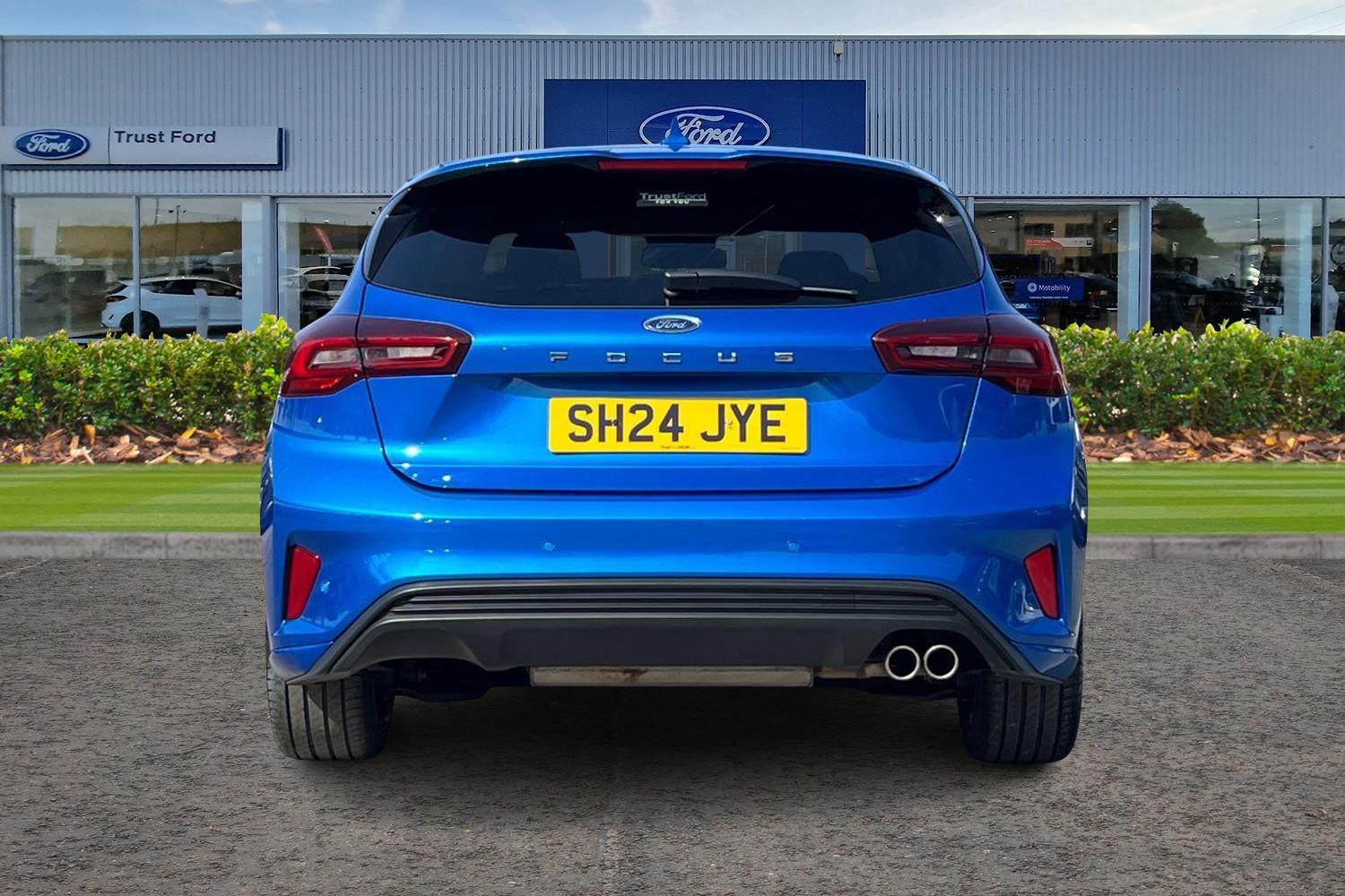 Ford FOCUS Photo 6