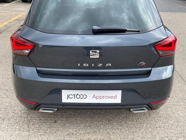 SEAT Ibiza Photo 24
