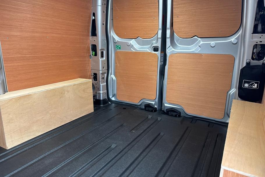 Used Ford TRANSIT CUSTOM 4