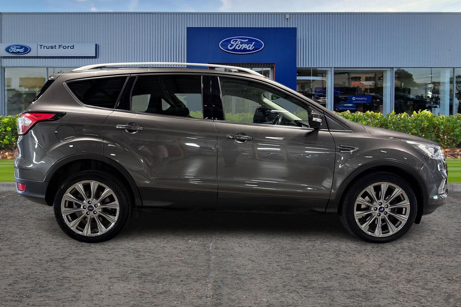 Ford KUGA Photo 2