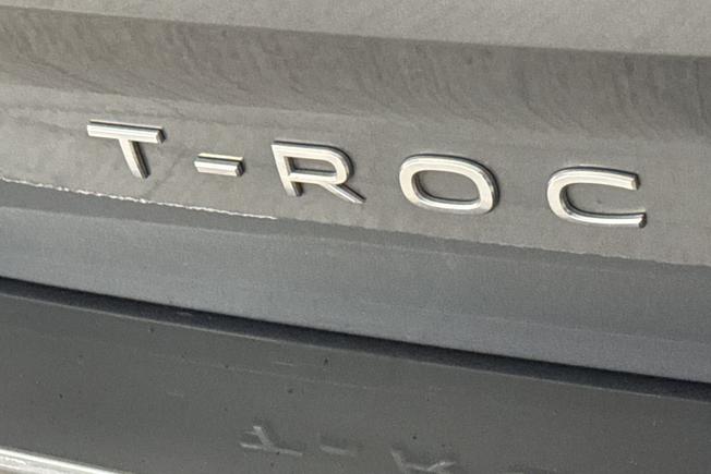 VOLKSWAGEN T-Roc Photo 35