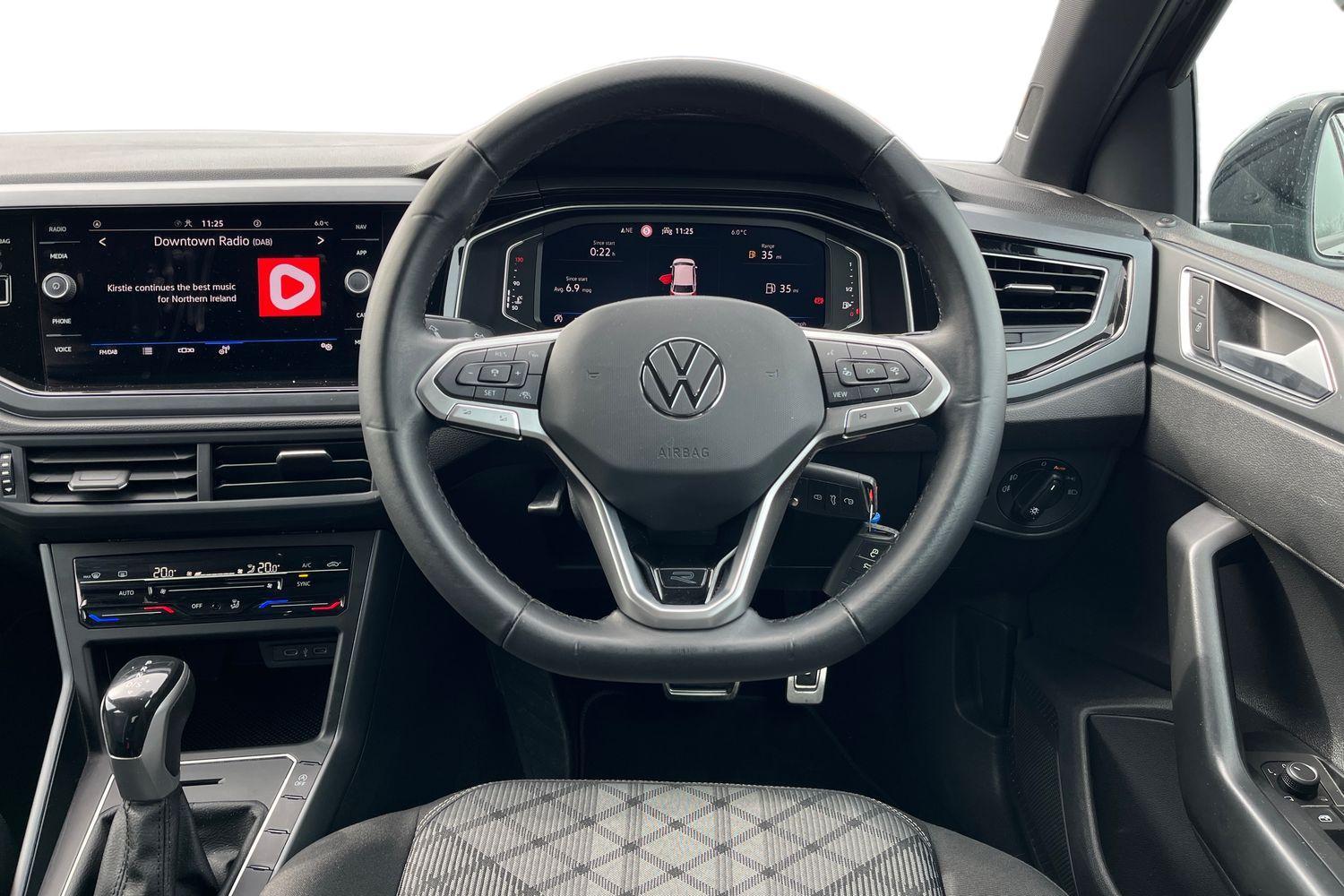 Volkswagen POLO Photo 10