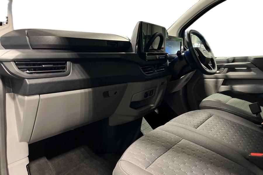 Ford TOURNEO CUSTOM Photo autoimg-f41f9e7a966109a2f90d53eafb95281546f97e22.jpg