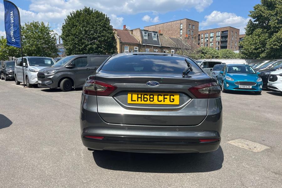Ford MONDEO Photo autoimg-f41fe84c7edc0df521163ad0f6d67cd646174cc2.jpg