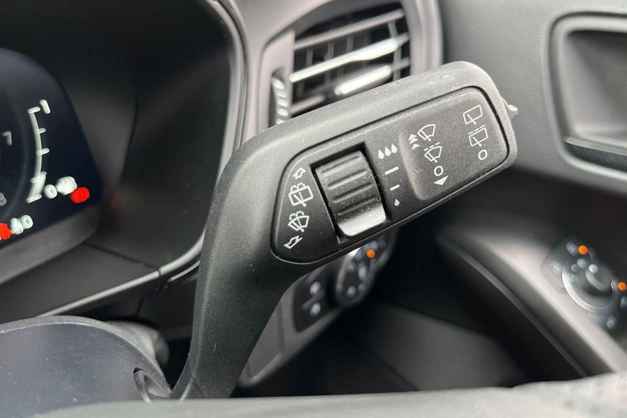 Ford FOCUS Photo autoimg-f425e8a46623724752390188dc55e45b755c9c85.jpg