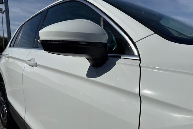 VOLKSWAGEN Tiguan Photo 20