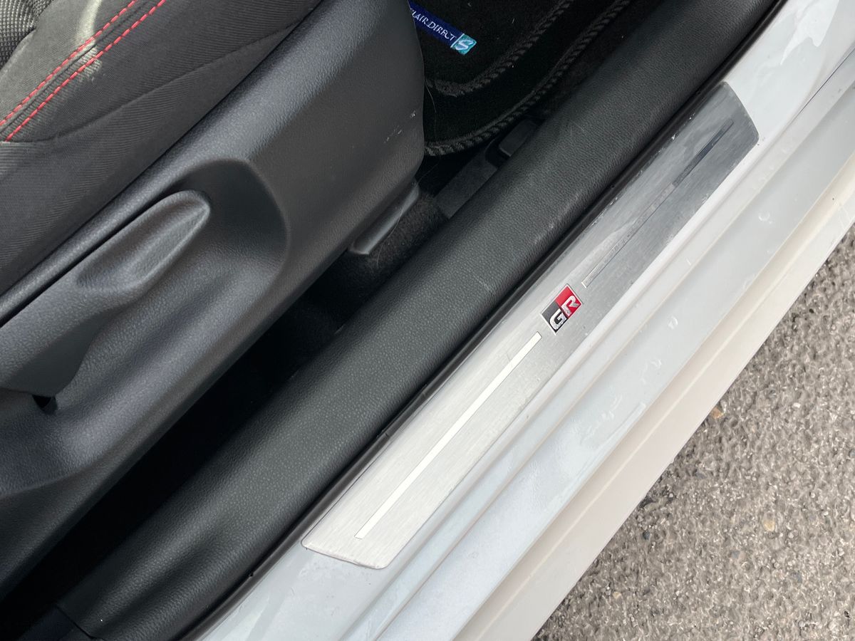 Toyota Yaris Photo 26
