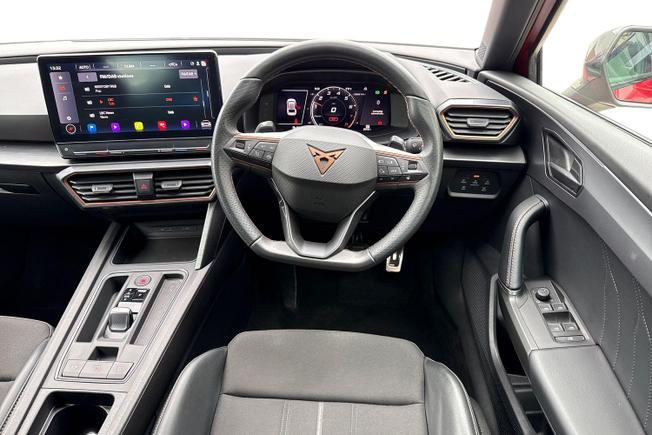 CUPRA Leon Photo 11